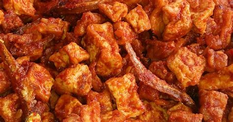 Prosesnya begitu mudah dan cepat. Resep Sambal goreng tahu tempe oleh Nabila Amira - Cookpad