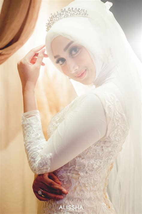 International Gown For Hijab By Alissha Bride