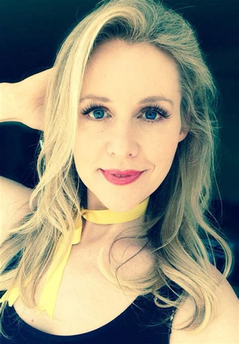 Abi Titmuss Is Hot Mama In The Making As Glamour Girl Meets Baby Bump