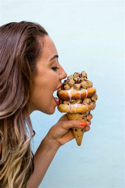 This Cookie Dough Donut Sundae Will Satisfy Everyones Sweet Tooth