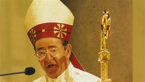 Valtén (abad) tiene 200 votos ; Obispo católico dice que no sabía que la pederastia fuera ...