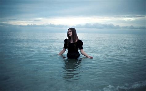 3357724 Girl Brunette Water Sea Image Mood Wallpaper Cool Wallpapers For Me