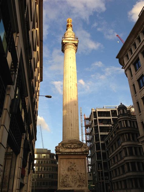 The Monument To The Great Fire Of London In London Greater London 311