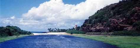 Waimea Bay Hawaii Photograph By Maggie Cabral Fine Art America