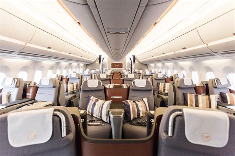 Lufthansa Reveals New A350 900