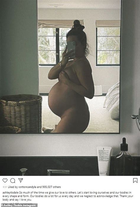 Pregnant Ashley Tisdale Goes Nude In Mirror Snap Ashley Tisdale