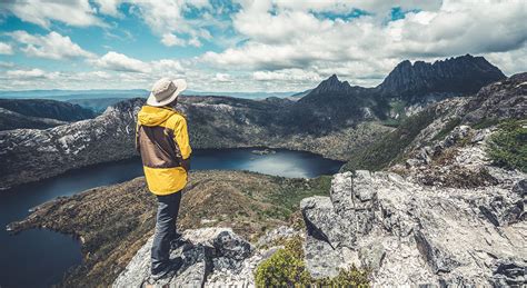 Overland Track Guided Walk Tasmanian Hikes Expert Guides