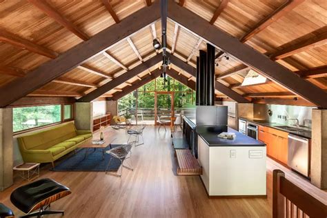 Midcentury Modern Meets Rustic Charm The Cain Wong Residence Mid