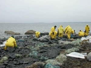 Free Picture Worker Cleaning Oil Spill