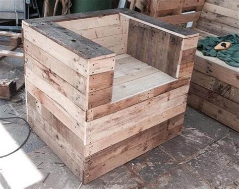 Diy Beefy Wood Pallet Chair