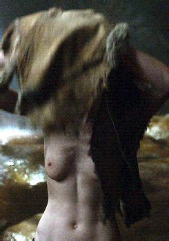 Rose Leslie Nude Photos Leaked Online Mediamass Hot Sex Picture