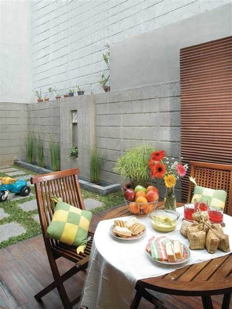 konsep ruang makan semi terbuka outdoor modern desain ruang