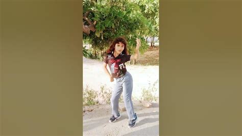 Zara Hayat Khan Dancer Minna Minna Song Dance Youtube