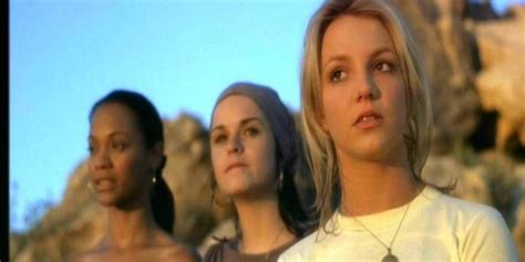 Britney Spears And Zoe Saldana Had A Mini Crossroads Reunion