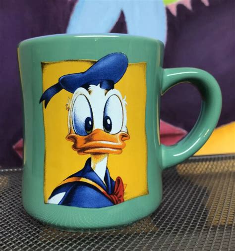 Disney Donald Duck Diner Style Coffee Mug Cup Green Outside Yellow Inside Ebay