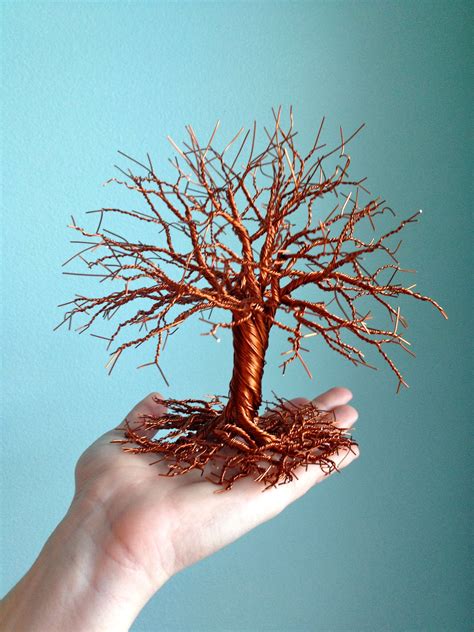 Small standing copper wire tree facebook com twistedforest Árvores
