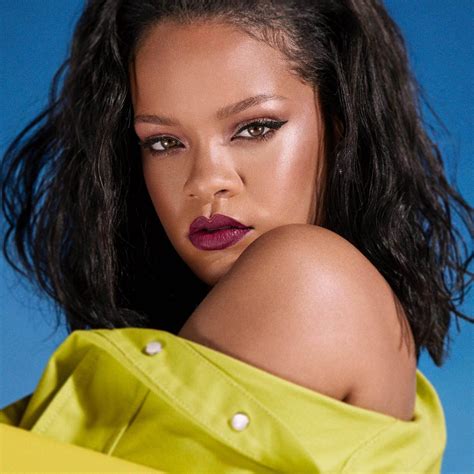 Rihanna For Fenty Beauty Body Lava 2019 Hawtcelebs
