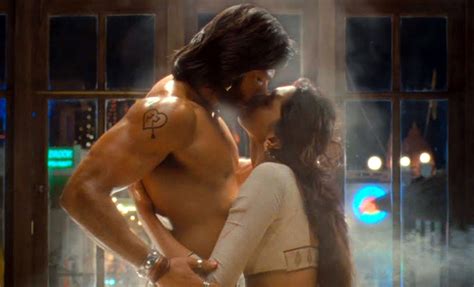 Kiss And Tell Bollywood Scenes Which Scored Maximum On