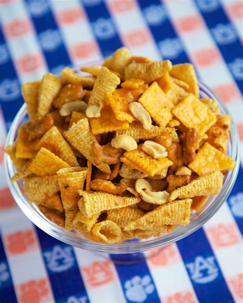 Aug 07, 2020 · all you need to make it is pretzels, bugles, craisins, candy corn, peanuts and m&m's. Buffalo Ranch Snack Mix {Football Friday} | Plain Chicken®
