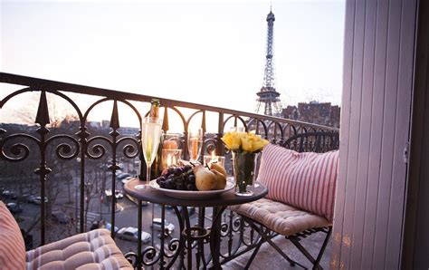 Read this to find out the five best spots to view the eiffel tower, for the best selfie, picnic and hidden locations, plus how to get there! 6 Paris Perfect Stays With Seductive Eiffel Tower Views ...