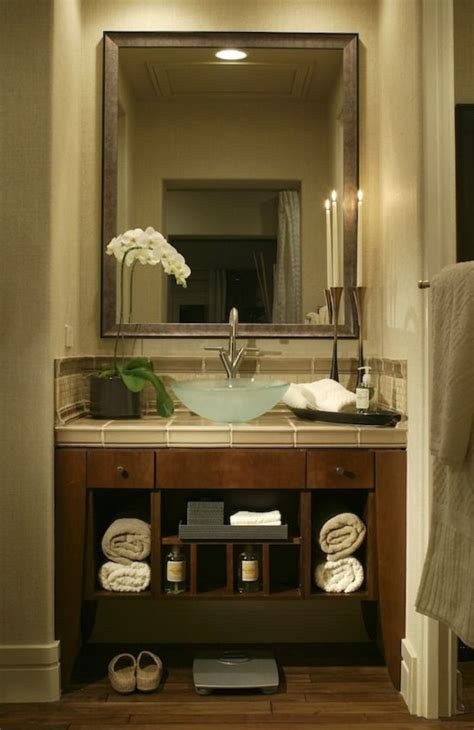 You'll also find a variety of bathroom lighting options and bathroom accessories to really make your bathroom shine. Great Bathroom Vanity Ideas For Small Bathrooms - L ...