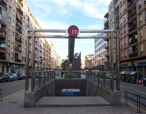 Como se puede apreciar en las fotos, aún cons. Noticias y artículos de metro de Valencia - Trenvista