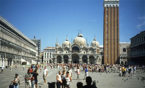 Top 10 Facts About St Mark S Square In Venice Discover Walks Blog