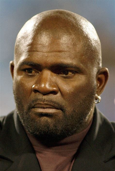 Lawrence Taylor, New York Giant Hall of Famer, arrested in connection with rape 