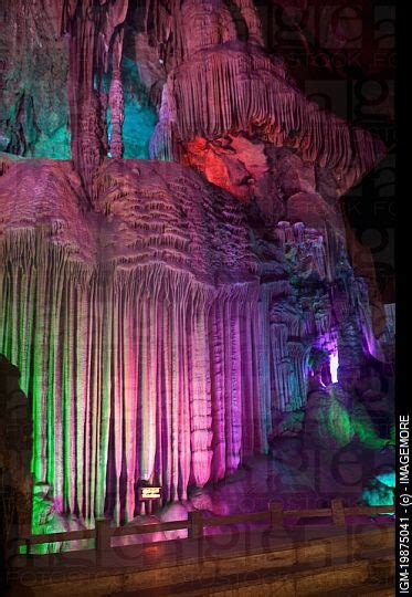 Guilin Yangshuo Stalactites And Stalagmites In Yinzi Cave Beautiful