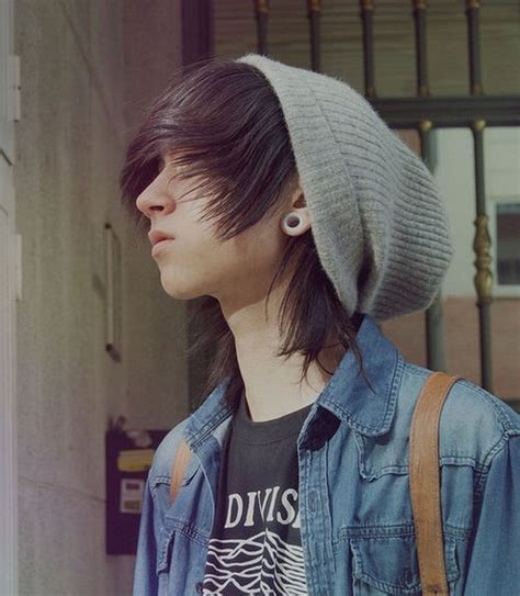 Cute Emo Boy Hairstyle Alone Beautiful Nineimages
