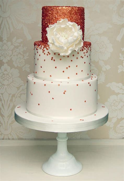 15 Breathtakingly Beautiful Rose Gold Wedding Cakes Fall Wedding