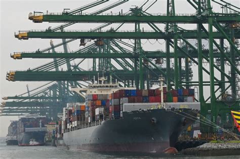 Singapores July Non Oil Exports Down 202 Pct Yy Steeper Than