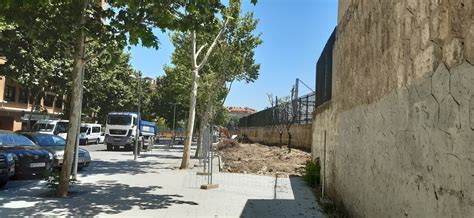 Simple Science: How to Make a Volcano with Kids