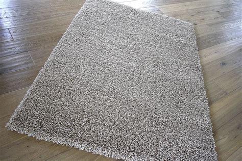 Ordentlicher teppichpeterpodwir haben desen teppich im wohnzimmer liegen und sind damit sehr zufrieden. Teppich Relax Soft Tricolor, beige Grösse: 160 x 230 cm ...