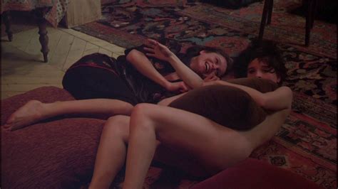 Juliette Binoche Nuda 30 Anni In The Unbearable Lightness Of Being