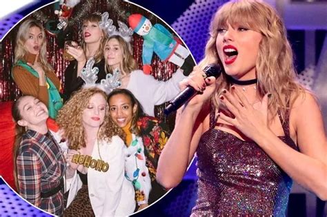 Inside Taylor Swifts 30th Birthday Complete With Cat Cake And Festive