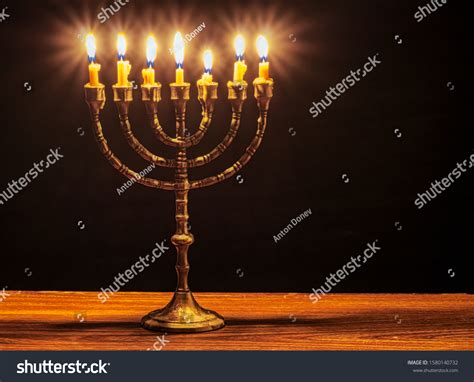 1635 7 Candle Menorah Images Stock Photos And Vectors Shutterstock