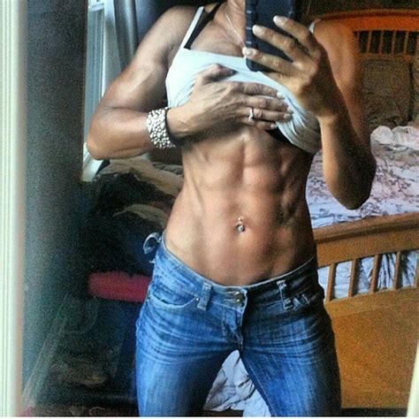 Mature Muscle Women Pictures — Ripped Over 40 6 Pack Abs Workout How