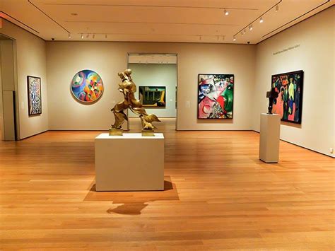 The museum of modern art in new york, also known as moma, is one of the world's most important museums of modern and contemporary visual arts the museum of modern art, main entrance on west 53rd street, photo by xfotox. MoMA - Museum of Modern Art em Nova York - VisiteNovaYork ...