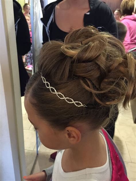 For example, children's haircuts for girls, because of the peculiarities of the structure of hair rising. Childs updo | Flower girl hairstyles, Girl hair dos, First ...