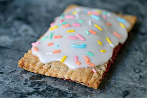 Although you can eat pop tarts straight out all pop tarts come in a metal foil package with 2 pop tarts in each. Easy Homemade Strawberry Pop Tarts