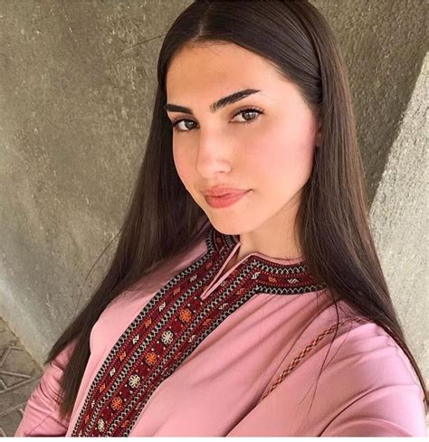 Turkmen girl Turkmenistan Туркмения Kadın Kıyafet Türkler