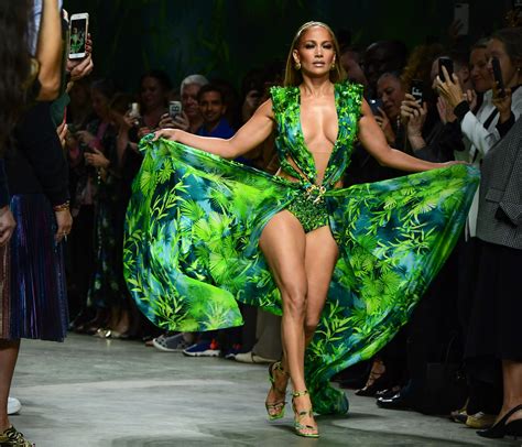 Jennifer Lopez Wore An Updated Version Of Her Iconic Green Dress At The