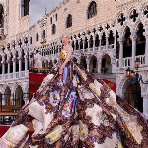 Dolce Gabbana Alta Moda Venice Runway Magazine Official