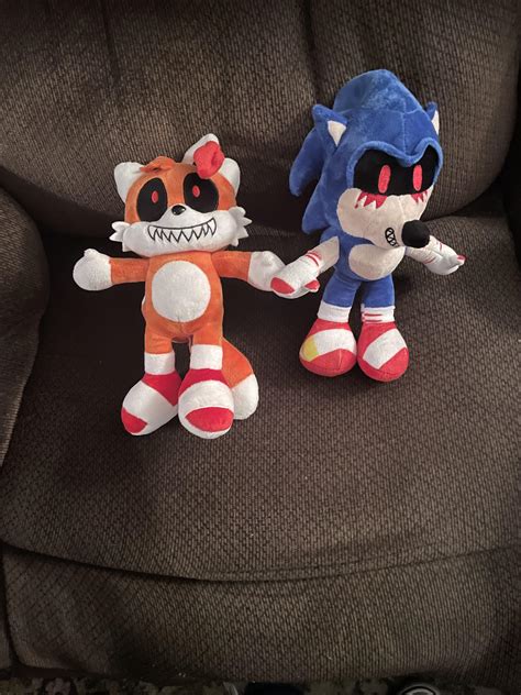 I Just Found These Sonicexe And Tails Doll Plushies At The Mall In A