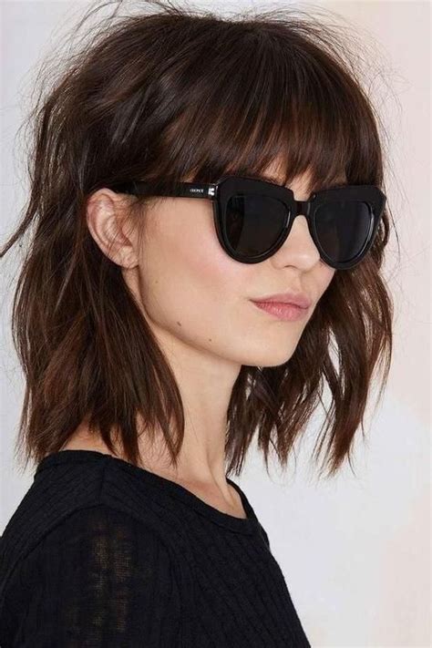 20 Best Collection Of Short Haircuts For Small Foreheads