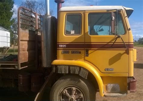 International Acco 2350 Cab Wanted In Good Condition Trucks