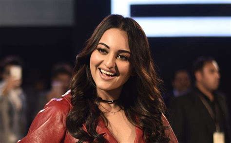 Sonakshi Sinha Is Living Every Daughters Dream Says Father Shatrughan