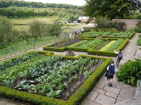 Vegetable Garden Pockerley Old Hall © Andrew Curtis Geograph