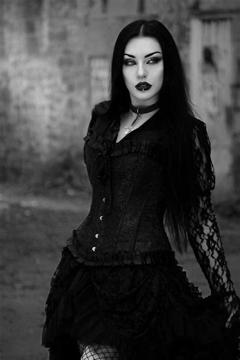 Gótica Hermosa Y Sensual Gothic Girls Goth Beauty Dark Beauty Dark Fashion Gothic Fashion